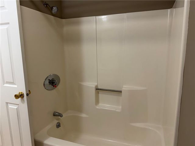 724 Beverage Hill Avenue 302, Pawtucket, RI 02861