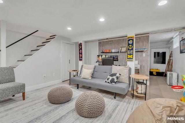 590 North Street, Teaneck, NJ 07666