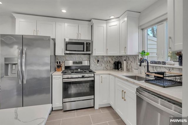 590 North Street, Teaneck, NJ 07666