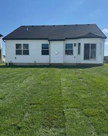 737 Britt Circle Drive 11, Dundee, MI 48131