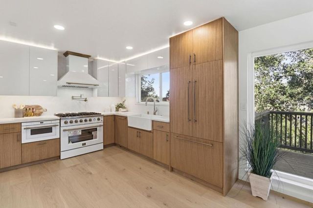 104 Winding Way, San Carlos, CA 94070