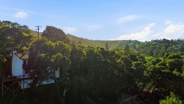 104 Winding Way, San Carlos, CA 94070