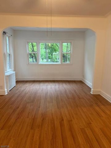 187 W 48Th St, Bayonne City, NJ 07002