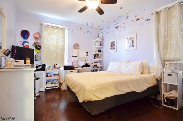 187 W 48Th St, Bayonne City, NJ 07002