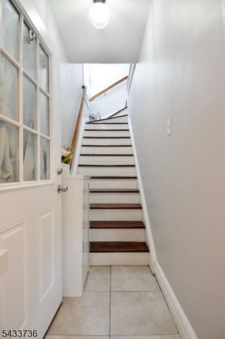 187 W 48Th St, Bayonne City, NJ 07002