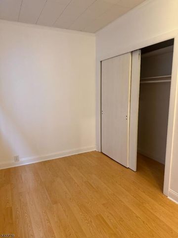 187 W 48Th St, Bayonne City, NJ 07002