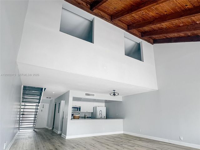 1180 Windward Dr, Pembroke Pines, FL 33026