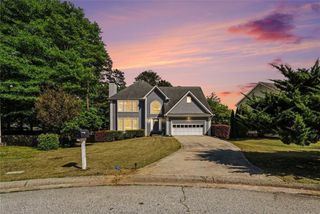 2120 Thorndale Drive SW, Lilburn, GA 30047