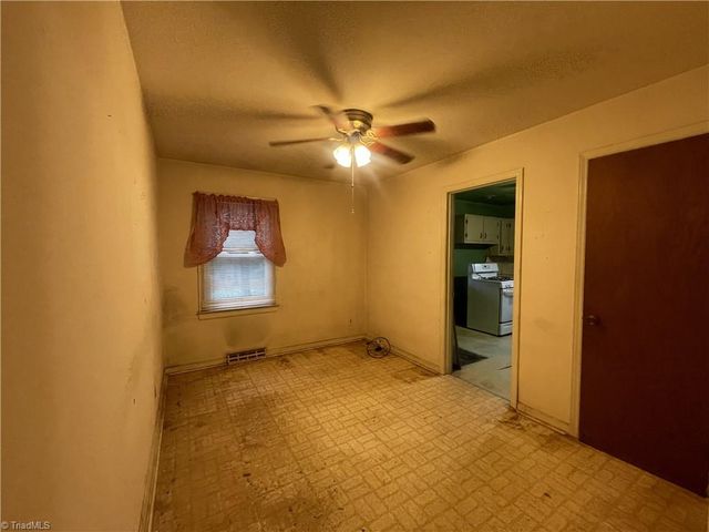 910 Arch Street, High Point, NC 27260