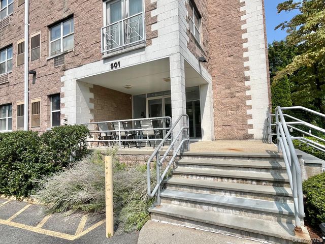 501 N Barry Avenue 2F, Mamaroneck, NY 10543