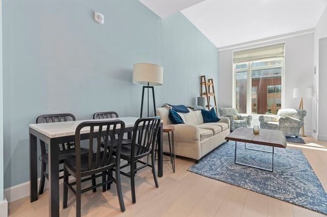 100 Lovejoy 12 Q, Boston, MA 02114