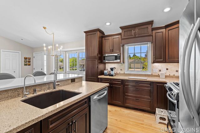 6920 Rex Drive Ne, Plainfield Twp, MI 49341