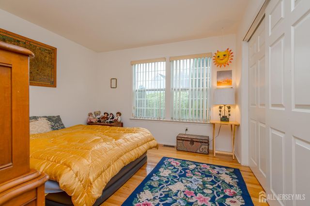 6 Franklin Pierce Drive, Monroe, NJ 08831