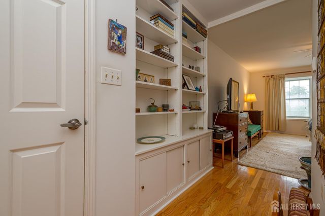 6 Franklin Pierce Drive, Monroe, NJ 08831