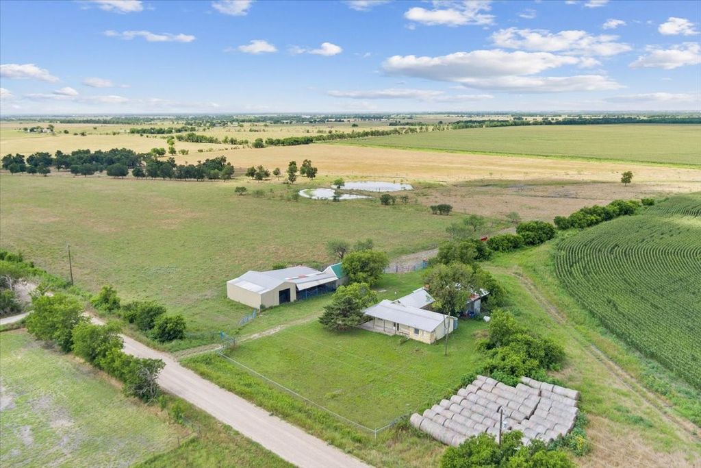269 County Road 151, Riesel, TX 76682