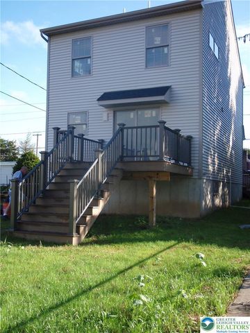 1796 Newport Avenue, Northampton Boro, PA 18067
