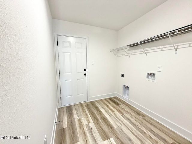 14884 Fritz Circle, Gulfport, MS 39503