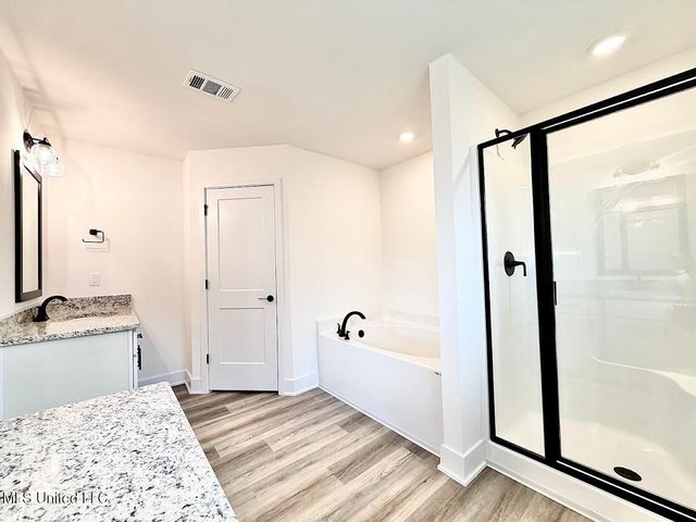 14884 Fritz Circle, Gulfport, MS 39503