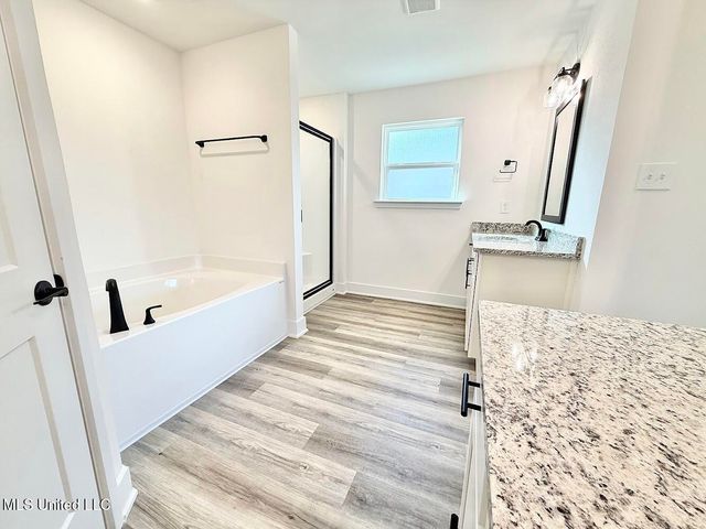 14884 Fritz Circle, Gulfport, MS 39503