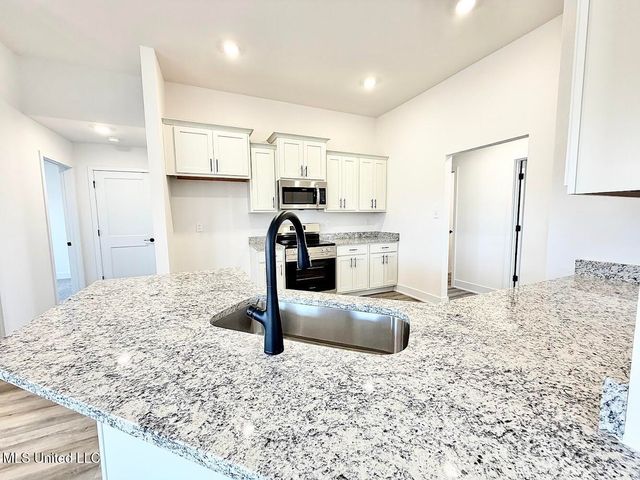 14884 Fritz Circle, Gulfport, MS 39503