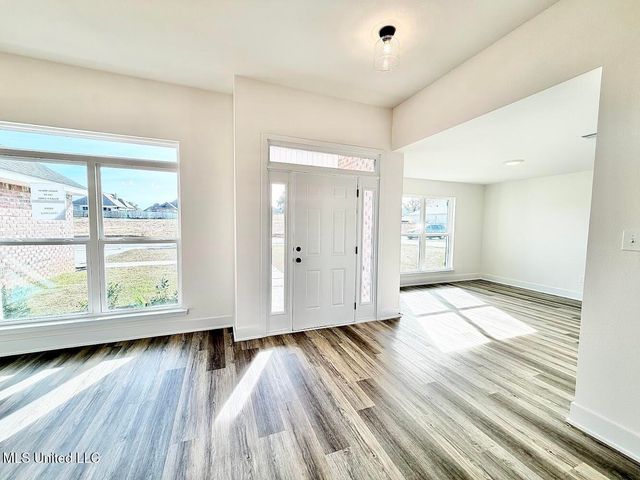 14884 Fritz Circle, Gulfport, MS 39503