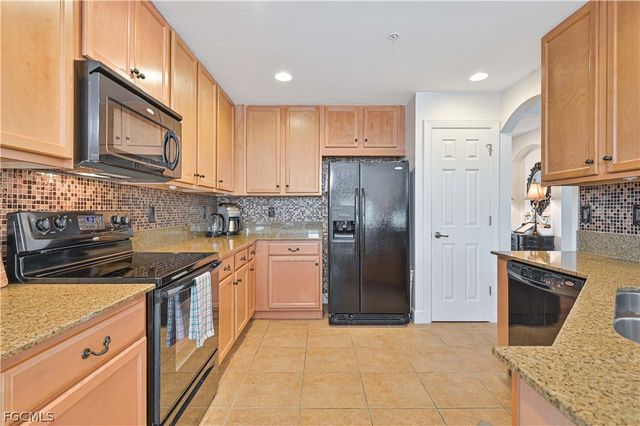 12924 New Market ST 102, Fort Myers, FL 33913