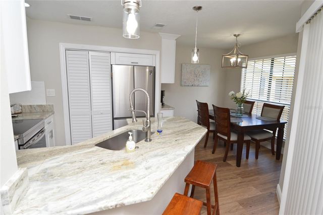 8613 MALLARD RESERVE DRIVE 202, Tampa, FL 33614