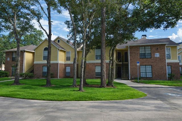 8613 MALLARD RESERVE DRIVE 202, Tampa, FL 33614