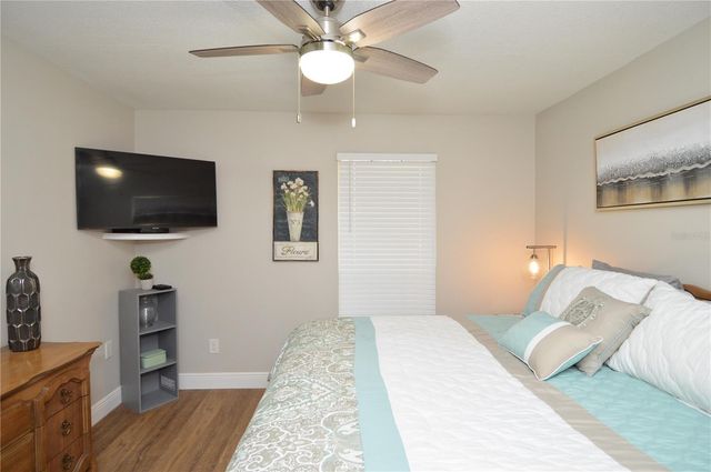 8613 MALLARD RESERVE DRIVE 202, Tampa, FL 33614