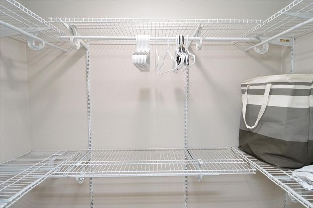 8613 MALLARD RESERVE DRIVE 202, Tampa, FL 33614