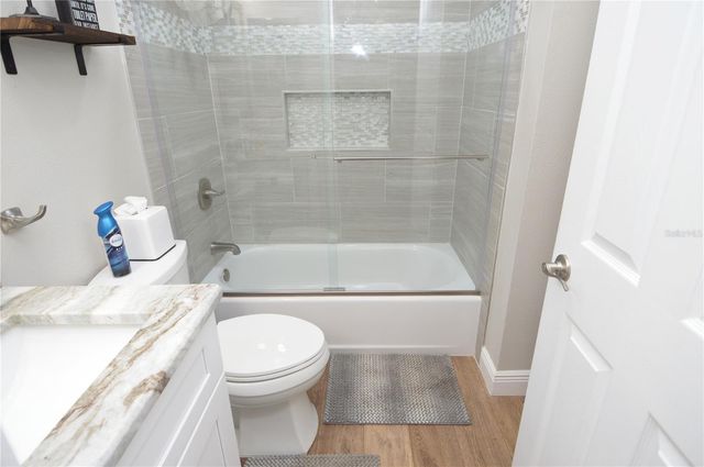 8613 MALLARD RESERVE DRIVE 202, Tampa, FL 33614