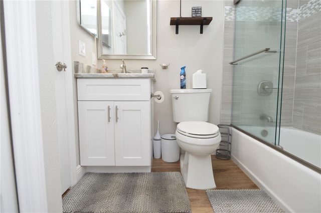 8613 MALLARD RESERVE DRIVE 202, Tampa, FL 33614