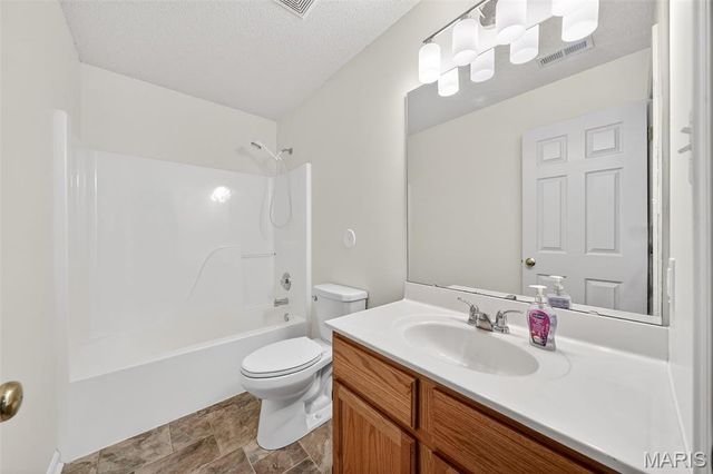 411 Harby Drive, Wentzville, MO 63385