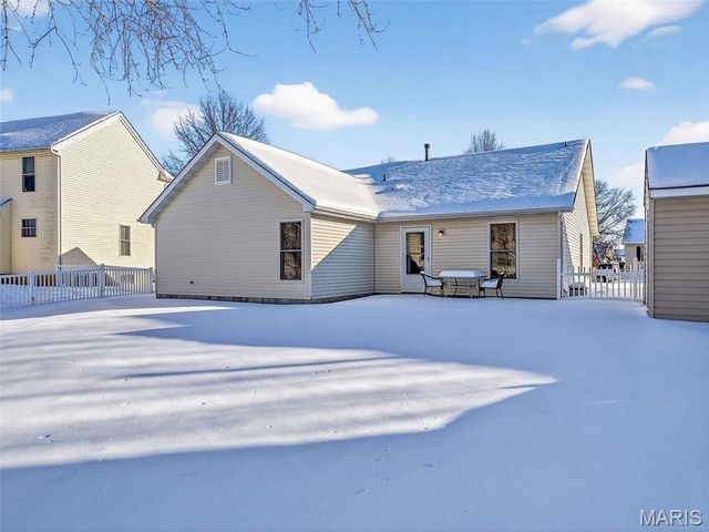 411 Harby Drive, Wentzville, MO 63385