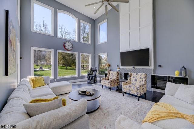 206 Van Zandt Rd, Montgomery Twp., NJ 08558