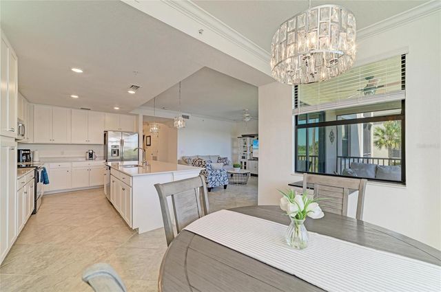 17520 GAWTHROP DRIVE 202, Lakewood Ranch, FL 34211