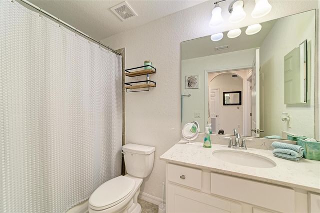 17520 GAWTHROP DRIVE 202, Lakewood Ranch, FL 34211