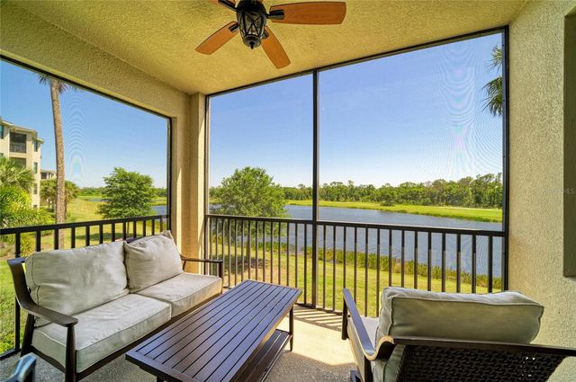 17520 GAWTHROP DRIVE 202, Lakewood Ranch, FL 34211