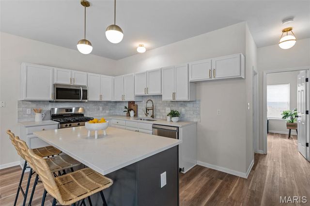 4400 Norfolk Avenue, St Louis, MO 63110