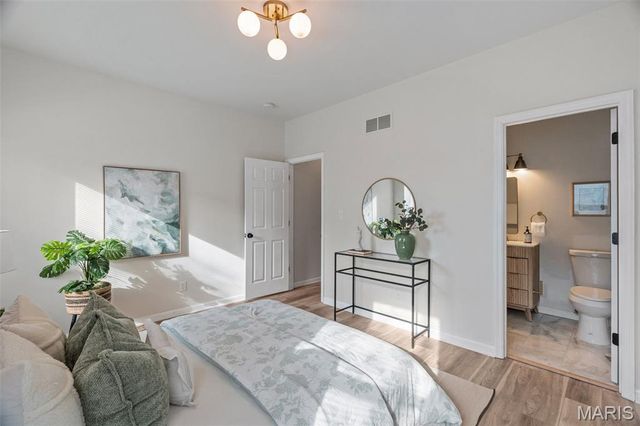 4400 Norfolk Avenue, St Louis, MO 63110