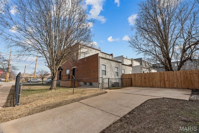 4400 Norfolk Avenue, St Louis, MO 63110