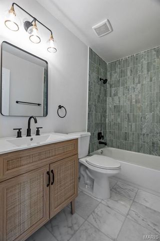 4400 Norfolk Avenue, St Louis, MO 63110