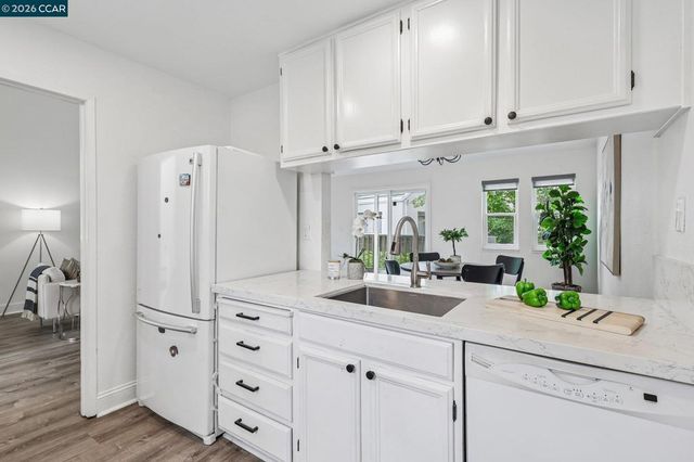 47 Mozden Ln, Pleasant Hill, CA 94523