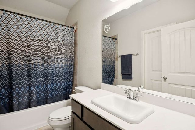 1012 Alexa Drive, Forney, TX 75126