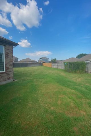 1012 Alexa Drive, Forney, TX 75126
