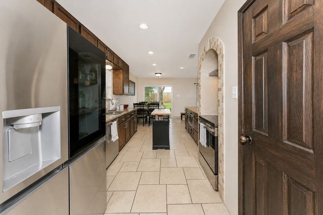 9129 Timber Oaks Drive, Fort Worth, TX 76179