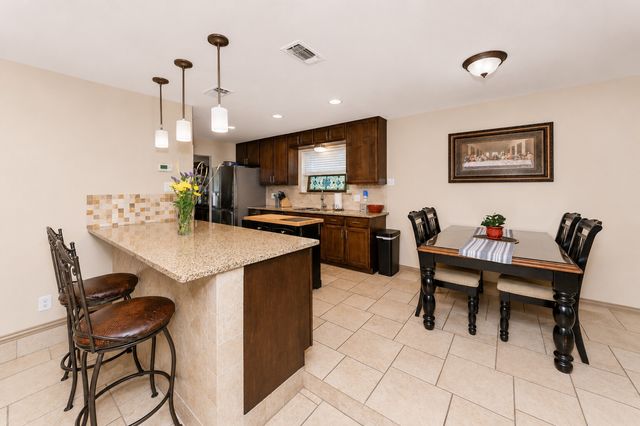 9129 Timber Oaks Drive, Fort Worth, TX 76179