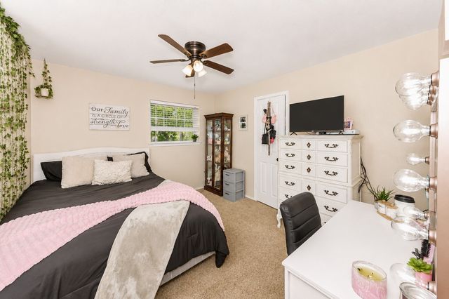 9129 Timber Oaks Drive, Fort Worth, TX 76179