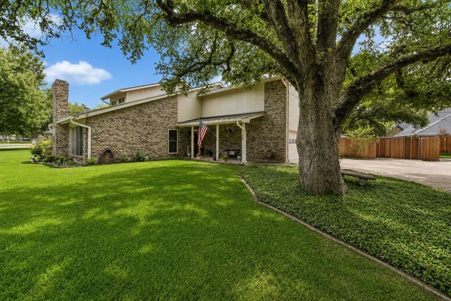 9129 Timber Oaks Drive, Fort Worth, TX 76179