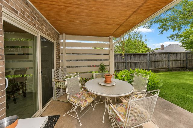 9129 Timber Oaks Drive, Fort Worth, TX 76179